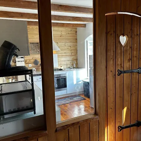 Holiday home Atypique A Tence
